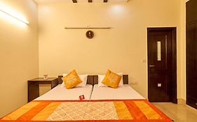 Oyo 3594 Kamla Nagar